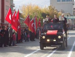 Cumhuriyet Bayramı Muş'ta Coşku İle Kutlandı