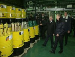 Putin: Mevcut Petrol İhracatını Koruyabilmemiz İçin 280 Milyar Dolarlık Yatırıma İhtiyacımız Var!