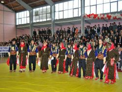 Alaplı'da Cumhuriyet Bayramı Kutlamaları Kapalı Alanda Yapıldı
