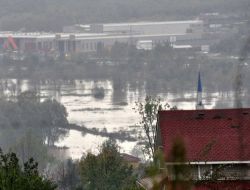 Kocaeli'nde Selden Zarar Görenlere Biner Tl Yardım Yapılacak