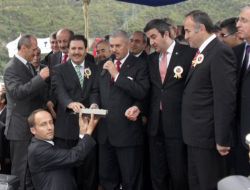 Ulaştırma Bakanı Yıldırım, Türkiye'nin En Uzun Tünelinin Temelini Attı!