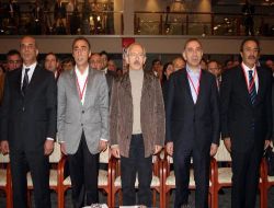 Kılıçdaroğlu'ndan Başbakan'a: "Bu Kadar Bilgisiz Bir İnsan Ülkeyi Yönetiyor!"