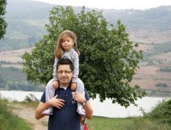 Acılı Babanın Vefat Eden Kızıyla İlgili Facebook'taki Son Sözleri