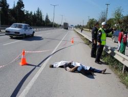 Hendek'te Trafik Kazası: 1 Ölü!