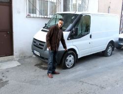 Eli Bıçaklı Saldırganlar En Az 50 Aracın Lastiklerini Yardı