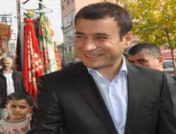 Batman Belediye Başkanı Nejdet Atalay'a Kürtçe Konuşmaktan Hapis Cezası