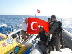 Gaziantep Fırkateyni Türk Denizcisiyle Okyanusta Buluştu