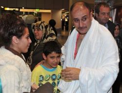 Almanya'dan İlk Hac Kafilesi Mukaddes Topraklara Uçtu!