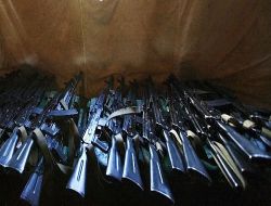 Rusya'dan Afganistan'a İlk Silah Sevkıyatı Gerçekleşti; Rasmussen Ortaklık İçin Moskova'da!