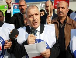 Memur Sen, Resepsiyon Boykotunu Eleştirdi