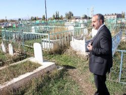Ağrı Şehir Mezarlığı'na Düzenleme