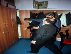 İzmir'de Bar ve Pavyonlara Huzur Operasyonu