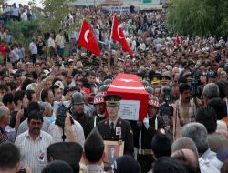 Kırşehirliler, Şehidini Son Yolculuğuna Uğurladı
