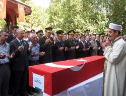 Şehit Jandarma Astsubay Çavuş Ünelli Amasya'da Toprağa Verildi