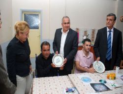 Erdemli Belediyesi Meslek Kursları Açtı