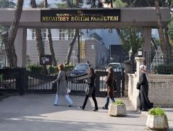 Yök'ün Yıldönümü Balıkesir'de Protesto Edildi!!