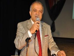 Apartmanın Balkonundan İple Çocuğu Sarkıtan Aileye İnceleme
