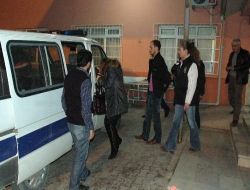 Karasu'da Fuhuş Operasyonu: 6 Kadın Gözaltına Alındı!