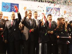 Arınç: Artık Hedeflere Kılıçlarla, Bombalarla F 16'larla Varılmıyor, Eğitimle Varılıyor