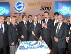 Başarılı Sanayicilere Ödülleri Verildi