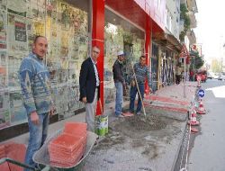 Alaplı İlçe Merkezindeki Bütün Kaldırımlar Yenileniyor