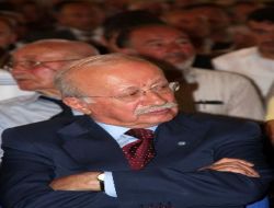 Mesudiyeliler, Ekşi'nin Tüm Görevlerini Bırakması İçin İmza Topluyor