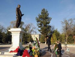 Atatürk, Ölümünün 72. Yıl Dönümünde Türkmenistan'da Da Anıldı!