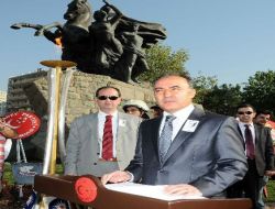 Atatürk, Ölümünün 72. Yıl Dönümünde Antalya'da Anıldı!