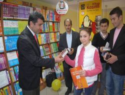 Bir Kitap Aldılar, Mp4 Kazandılar