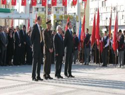 Atatürk, Ölüm Yıldönümünde Edremit'te De Anıldı
