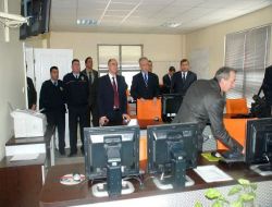 Bolu Valisi Özçimen: Emniyetin Araç Takip Sistemi Sayesinde Zaman Kaybı Olmayacak!!