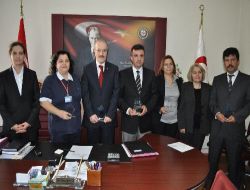Balıkesir İl Sağlık Müdürü Yılmaz, Yılın Başarılı Yöneticisi Seçildi