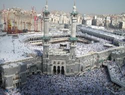 Hacı Adayları, Bayramdan Önceki Son Cuma Namazlarını Kıldı!