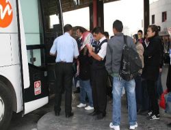Konya Otobüs Terminali'nde Bayram Yoğunluğu Yaşanıyor