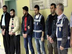 El Kaide Operasyonunda Gözaltına Alınan 5 Kişi Adliyeye Sevk Edildi!