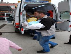 Trafik Kazası 35 Günlük İkizleri Öksüz Bıraktı