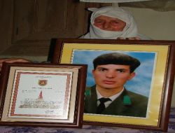 Dağlıca Şehidinin Annesi Kutsal Topraklara 82 Yaşında Kavuştu!