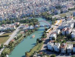 Manavgat'ta Görüntü Kirliliği Oluşturan Binalar Beyaza Boyanacak