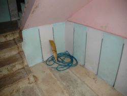 5 Günlük Çocuğu Apartman Girişine Bıraktılar