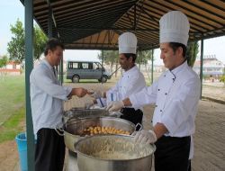Manavgat'ta Arife Günü Mezarlıklar Doldu Taştı