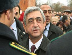 Sarkisyan İşgal Bölgesinde Tatbikata Katıldı: Yeni Bir Savaş Olursa Vuruşumuz Ölümcül Olur!!