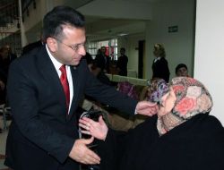 Samsun Protokolü Huzurevi İle Çocuk Yuvası Sakinlerini Ziyaret Etti