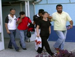 Genç Kadın Eşinin "şüpheli Ölümü" Üzerine Gözaltına Alındı