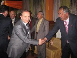 Ak Partililer İki Ayrı Programda Bayramlaştı