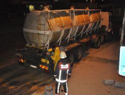 Tankerdeki Şüpheli Sızıntı Polis Ve İtfaiyeyi Alarma Geçirdi