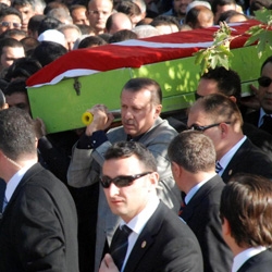 Mustafa Kuş Vefat Etti!