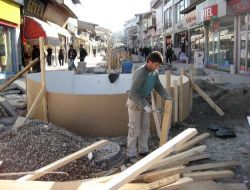 Taşmağazalar Çarşısı'nda Peyzaj Çalışmaları 12 Aralık'ta Bitiyor