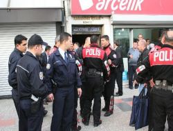 Eski Kız Arkadaşı Ve Kardeşini Vurdu, İntihar Etti