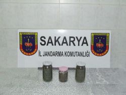 Şüphe Üzerine Durdurulan Araçta 1 Kilogram Esrar Bulundu