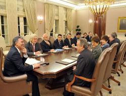 Gül, Bm Mülteciler Yüksek Komiseri Guterres'i Kabul Etti